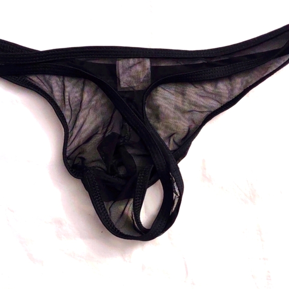 Tulio Men's Thong - Picture 1 of 6